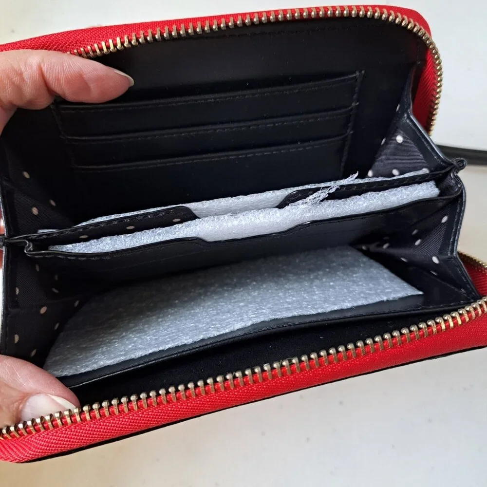 Stella & Dot Wild Hearts Tech Clutch Red Zip Wallet Wristlet Love Valentine 7x5